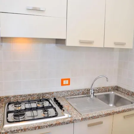 Homely Flat In Pineda - Beahost Διαμέρισμα