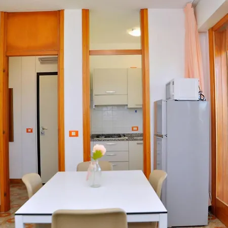 Homely Flat In Pineda - Beahost *